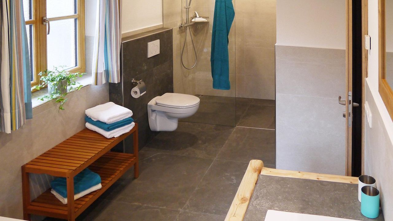 Ferienhaus-Gamsanger-Badezimmer01-web Ferienhaus-Gamsanger-Badezimmer01-web